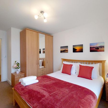 London Excel Stays - Three Bed Serviced Apartment Экстерьер фото