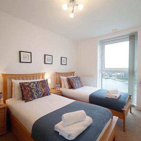 London Excel Stays - Three Bed Serviced Apartment Экстерьер фото