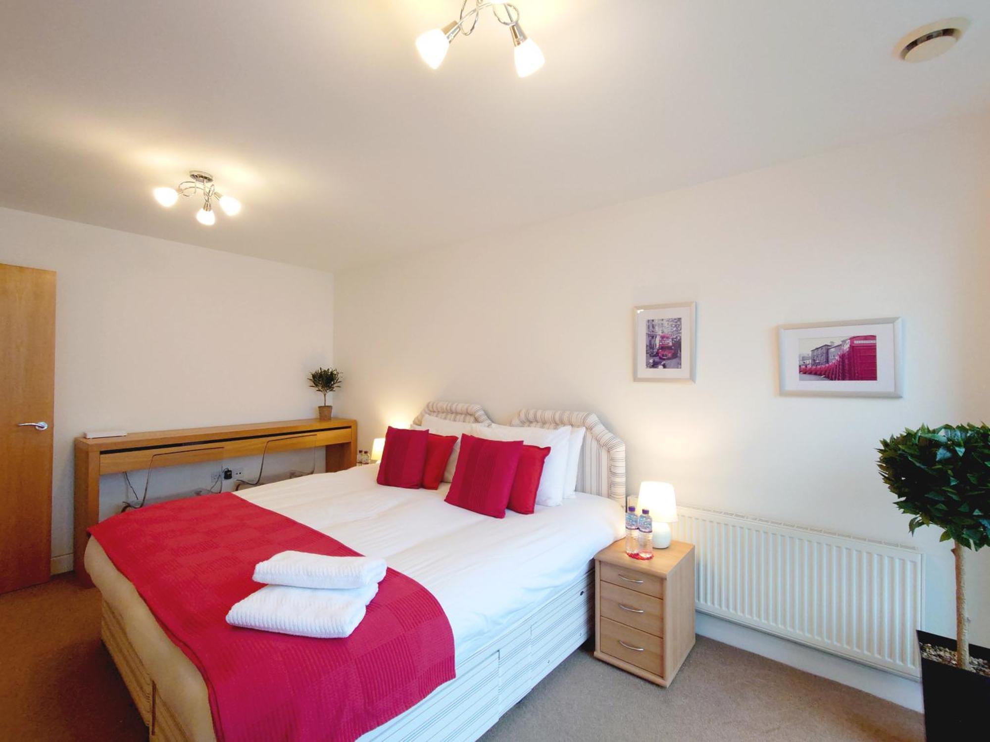 London Excel Stays - Three Bed Serviced Apartment Экстерьер фото